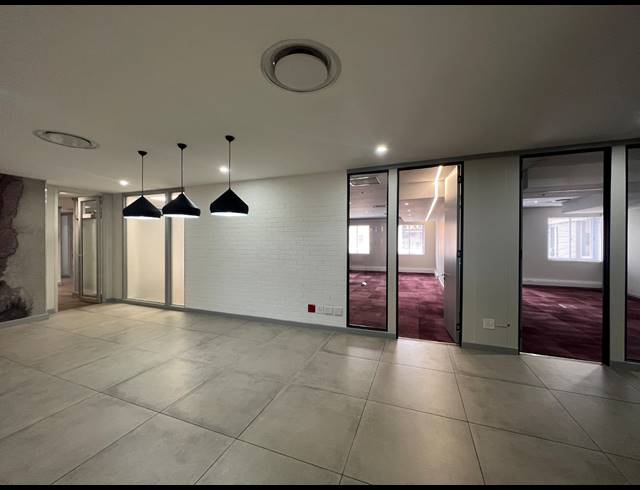 683M² OFFICE TO LET IN ILLOVO